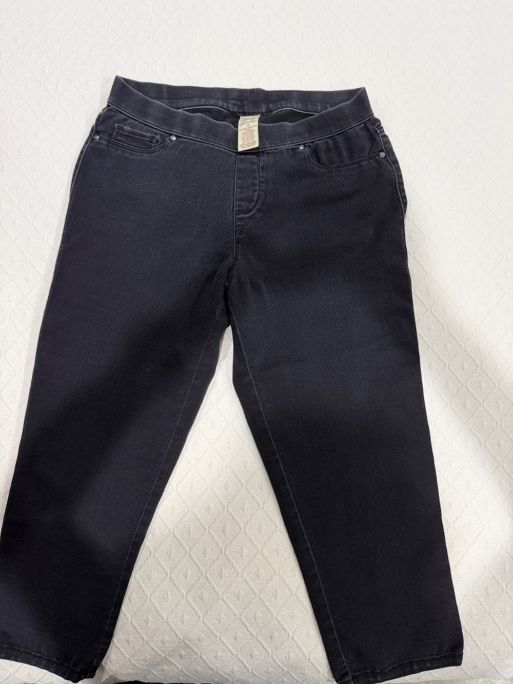 Faded Glory Black Stretch Pull-On Capri Jeans - 6